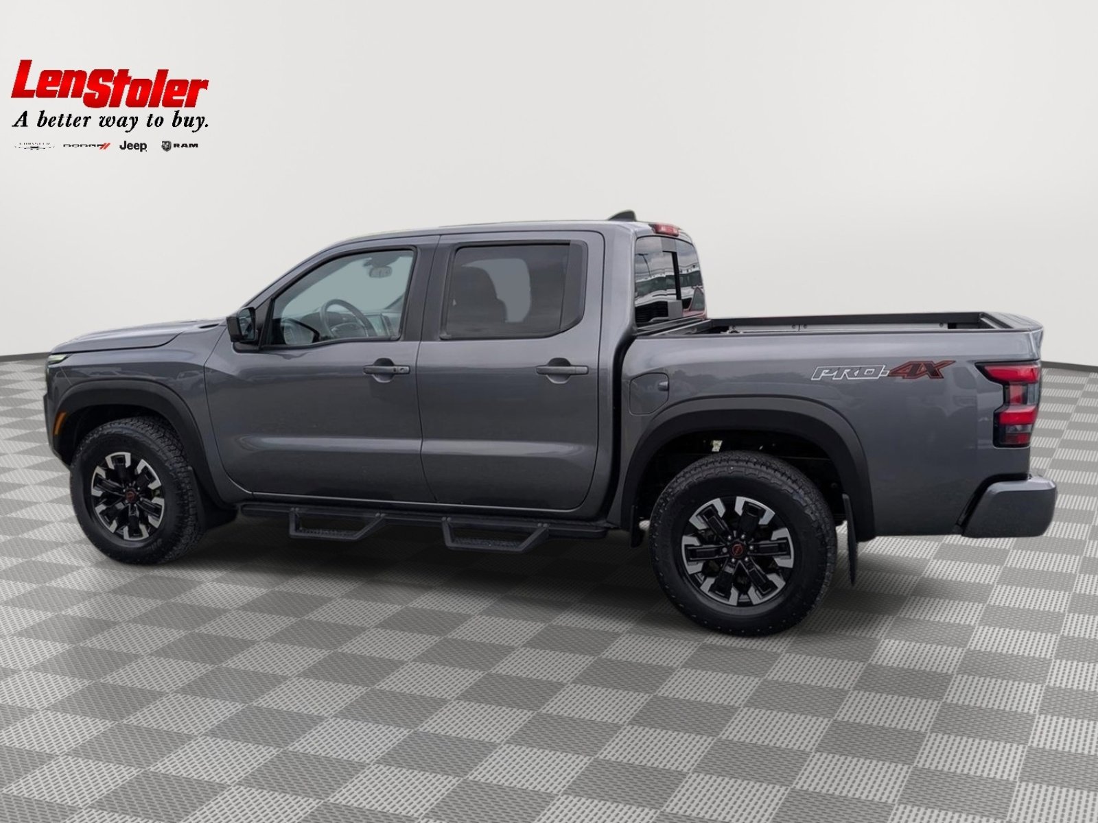 Used 2023 Nissan Frontier PRO-4X w/ Pro Convenience Package AWD/4WD image 2