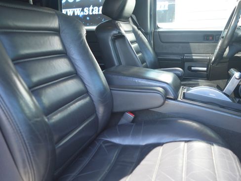 Used 2005 HUMMER H2 w/ Preferred Equipment Group AWD/4WD image 19