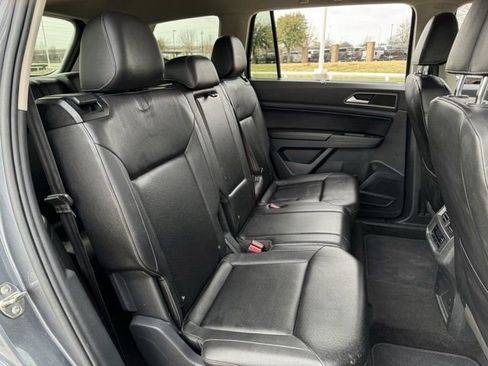 Used 2018 Volkswagen Atlas SE image 31