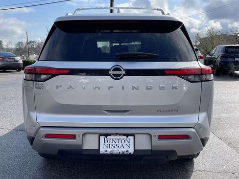 Used 2024 Nissan Pathfinder Platinum w/ Cargo Package image 4