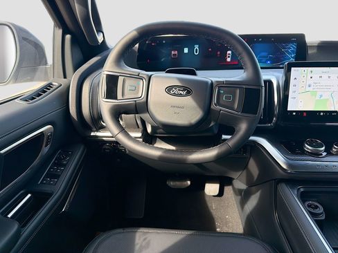 New 2026 Ford Expedition Max Platinum w/ Stealth Appearance Package image 32