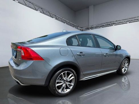 Used 2016 Volvo S60 T5 Cross Country Platinum AWD/4WD image 7