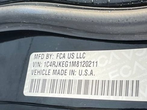 Used 2021 Jeep Grand Cherokee L Summit AWD/4WD image 38