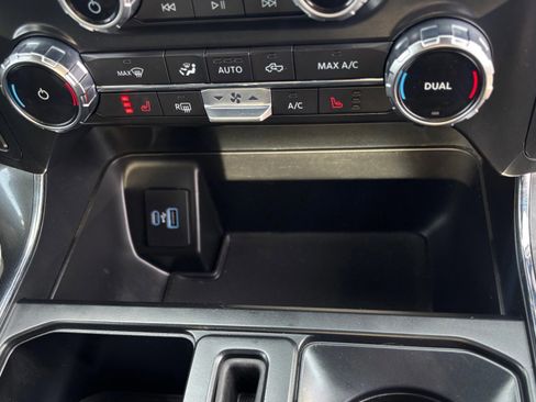 Certified 2022 Ford F150 XLT w/ Equipment Group 302A High image 54