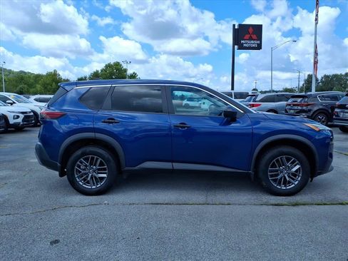 Used 2023 Nissan Rogue S AWD/4WD image 4
