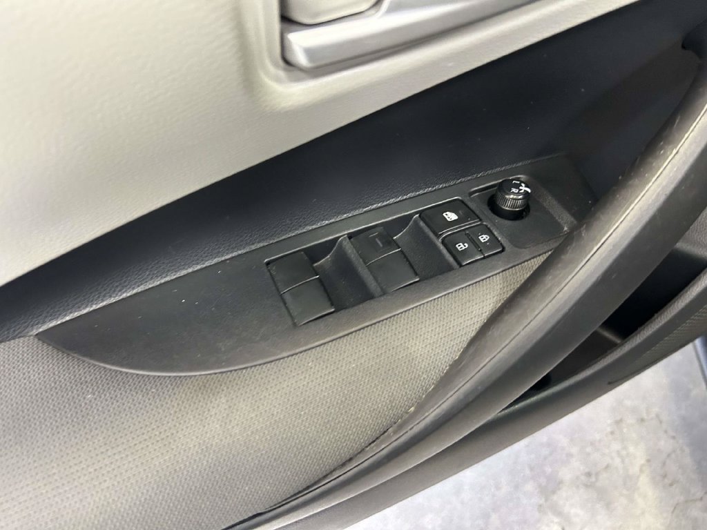 Certified 2020 Toyota Corolla LE FWD image 17