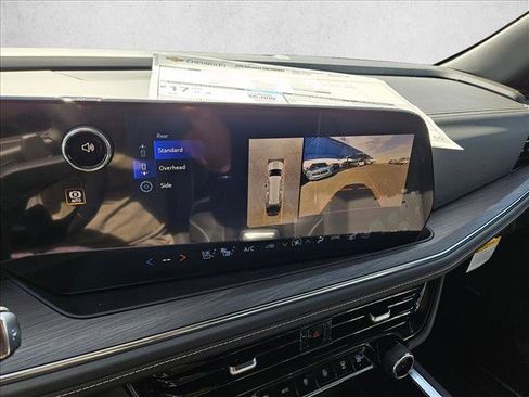 New 2026 Chevrolet Suburban Premier image 15