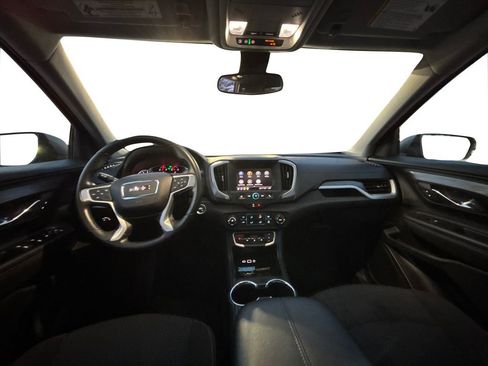 Used 2023 GMC Terrain SLE image 16