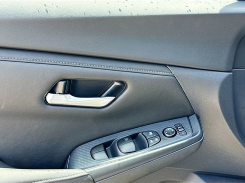 Used 2025 Nissan Sentra SV w/ All-Weather Package image 15