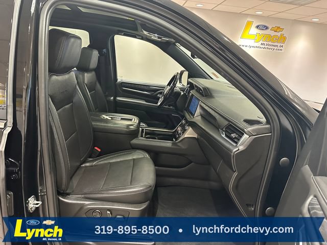 Used 2021 GMC Yukon Denali w/ Denali Premium Package AWD/4WD image 9