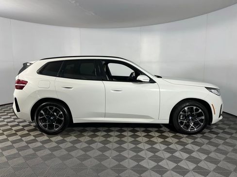 Used 2025 BMW X3 xDrive30i w/ M Sport Package image 5