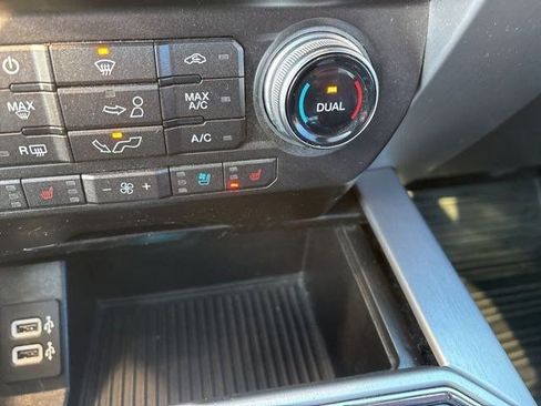 Used 2019 Ford F150 Platinum w/ Equipment Group 701A Luxury image 30