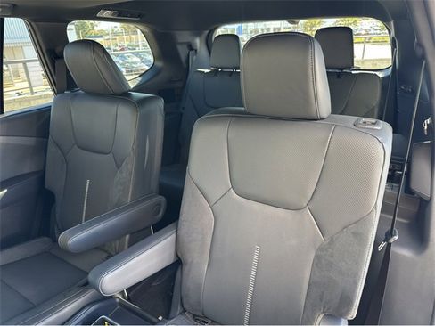 New 2026 Lexus TX 350 AWD image 17