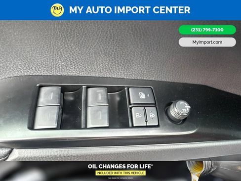 Used 2026 Toyota Camry XSE FWD image 9