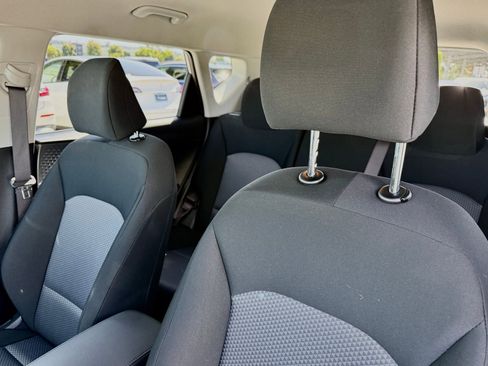 Used 2025 Kia Soul LX FWD image 25
