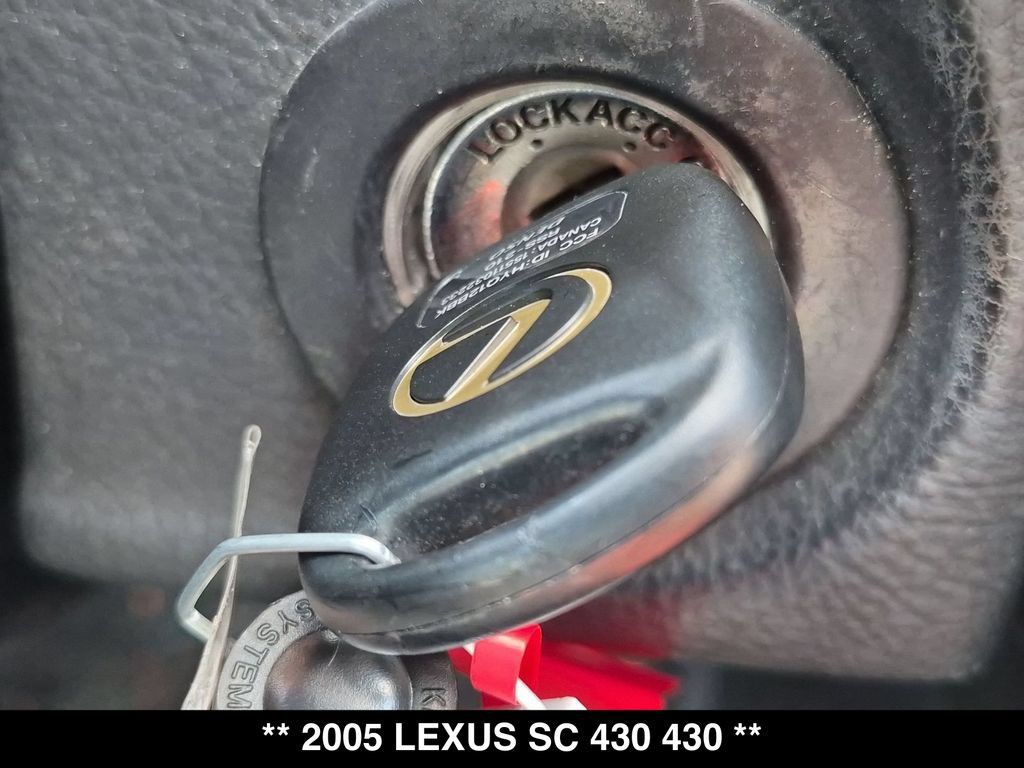 Used 2005 Lexus SC 430 Convertible w/ Preferred Accessory Pkg RWD image 24