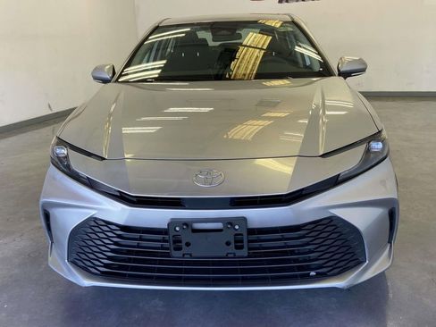 Certified 2025 Toyota Camry LE FWD image 8