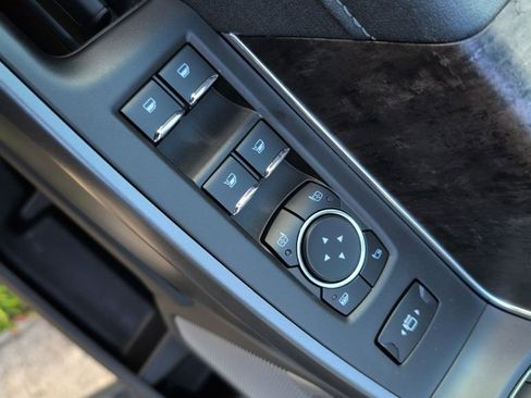 New 2026 Ford F350 Lariat w/ Black Appearance Package image 27