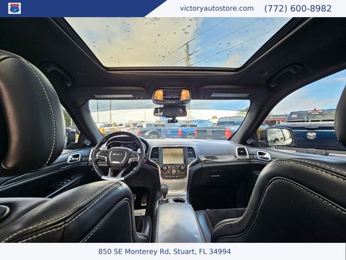 Used 2016 Jeep Grand Cherokee SRT AWD/4WD image 44