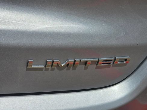 Used 2025 Jeep Compass Limited AWD/4WD image 8
