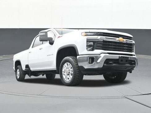 Used 2024 Chevrolet Silverado 2500 LT AWD/4WD image 53
