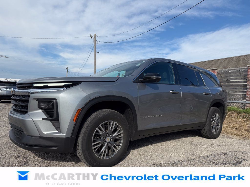 Used 2024 Chevrolet Traverse LS w/ LPO, Floor Liner Package FWD image 5