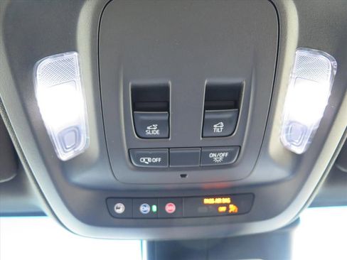 New 2026 Cadillac CT4 Luxury image 22