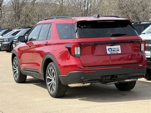 New 2026 Ford Explorer ST-Line image 28
