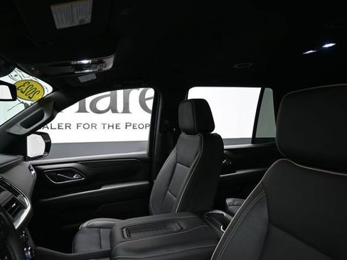 Used 2023 GMC Yukon SLT w/ SLT Luxury Package AWD/4WD image 24