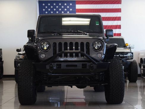 Used 2016 Jeep Wrangler Unlimited Sport w/ Quick Order Package 24S AWD/4WD image 2