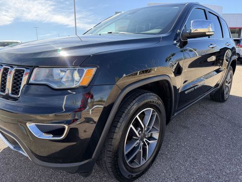 Used 2021 Jeep Grand Cherokee Limited w/ Luxury Group II image 10