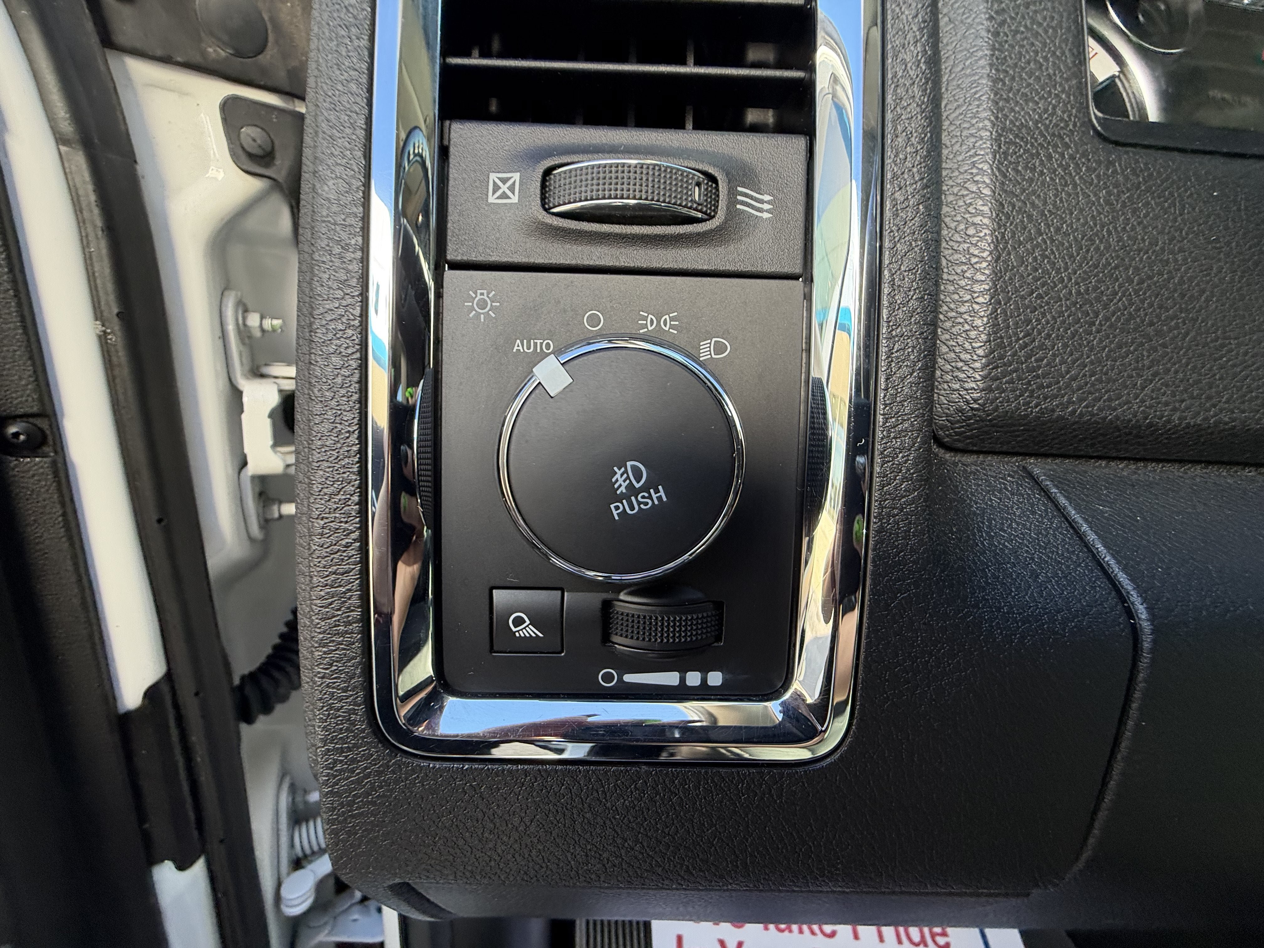Used 2018 RAM 2500 Laramie AWD/4WD image 19