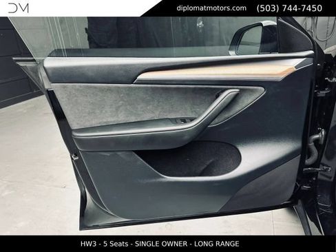 Used 2023 Tesla Model Y Long Range AWD/4WD image 24