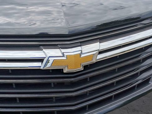 Used 2022 Chevrolet Equinox LT FWD image 4