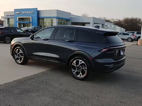 Used 2024 Lincoln Nautilus Premier w/ Jet Appearance Package image 6