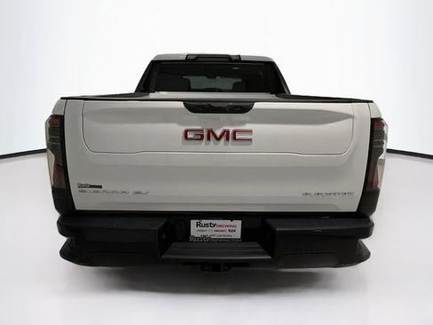 New 2026 GMC Sierra EV Elevation image 5
