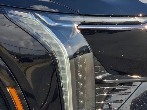 New 2025 Cadillac Optiq Sport 1 image 8