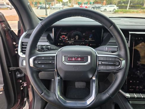 Used 2025 GMC Acadia Elevation FWD image 23