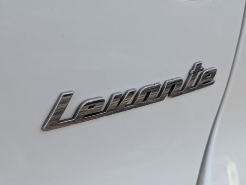 Used 2022 Maserati Levante Modena image 18