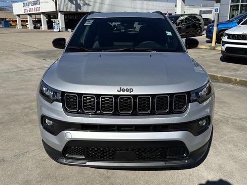 New 2026 Jeep Compass Latitude image 2
