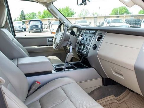 Used 2011 Ford Expedition EL Limited image 24