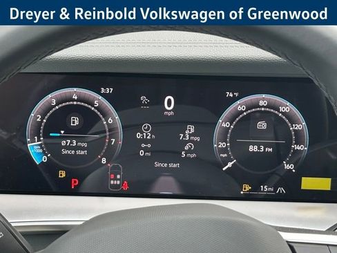 New 2026 Volkswagen Tiguan SE R-Line image 13