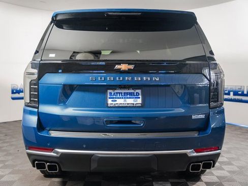 New 2026 Chevrolet Suburban High Country image 5