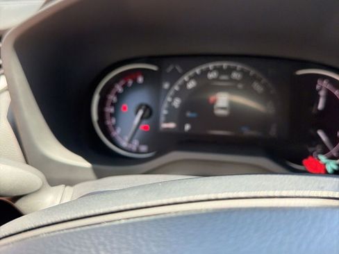 Used 2023 Toyota RAV4 LE FWD image 10