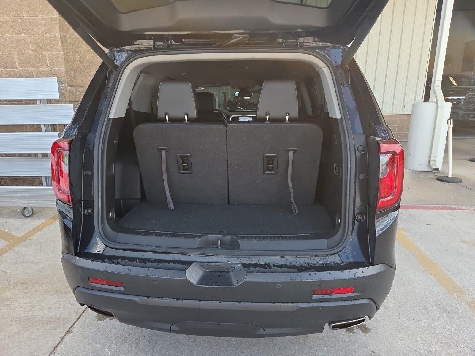 Used 2022 GMC Acadia SLT w/ Elevation Edition FWD image 7