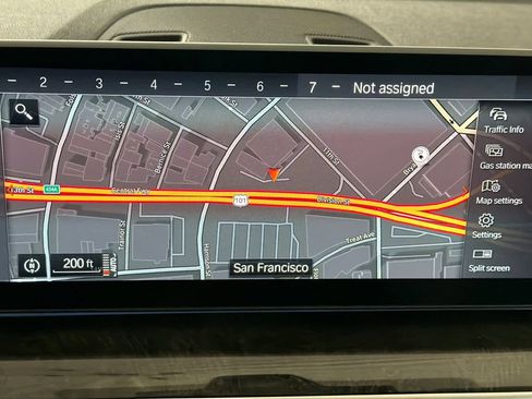 Used 2023 BMW 530e w/ Executive Package image 18