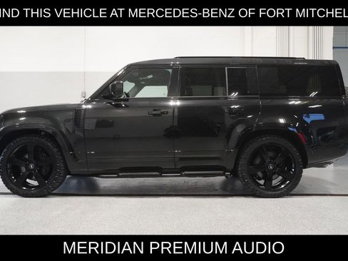 Used 2025 Land Rover Defender 130 X-Dynamic SE AWD/4WD image 3
