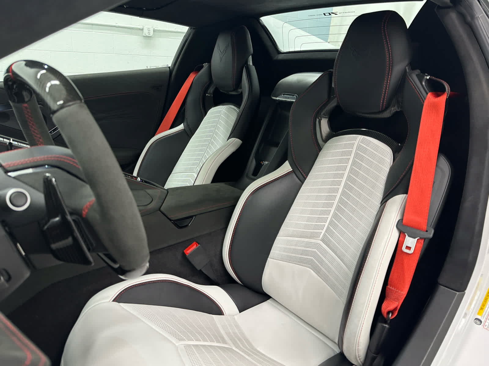 Used 2023 Chevrolet Corvette Z06 RWD image 20