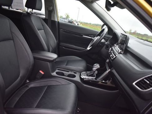 Used 2021 Kia Seltos SX w/ SX Sunroof Package AWD/4WD image 13