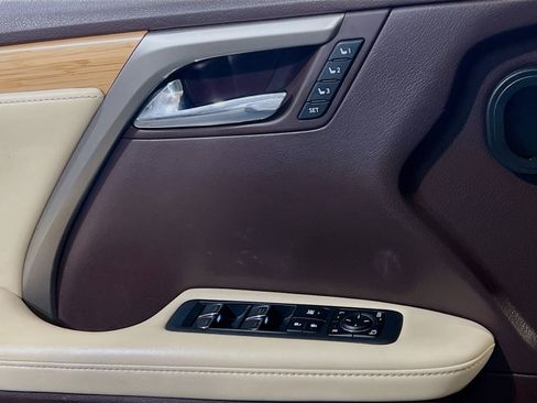 Used 2020 Lexus RX 350L FWD w/ Premium Package image 14